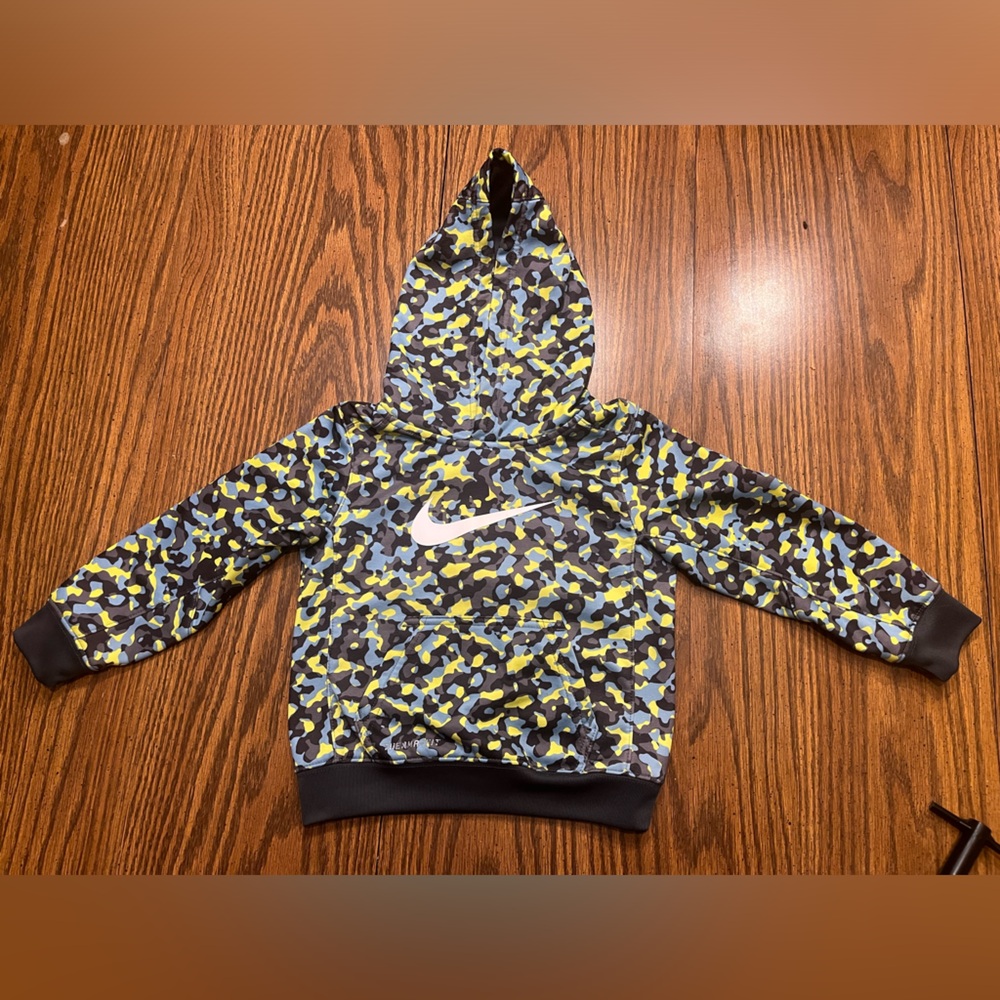 3T Nike therma-fit hoodie